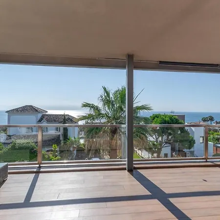 Elegant With A Terrace And Sea Vews